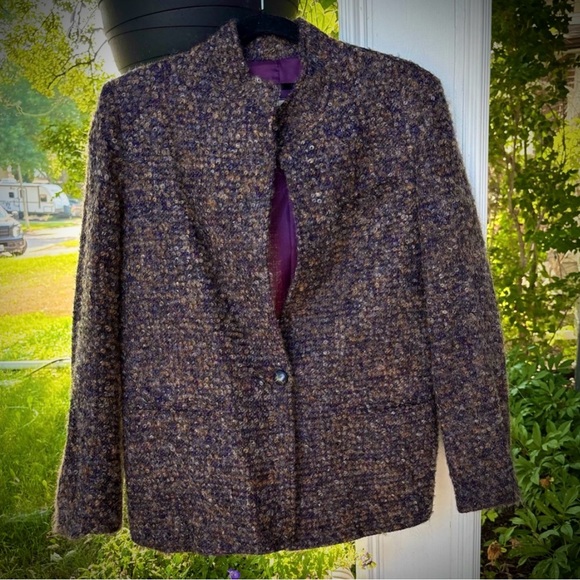 Women's Textured Jacket - Picture 3 of 16